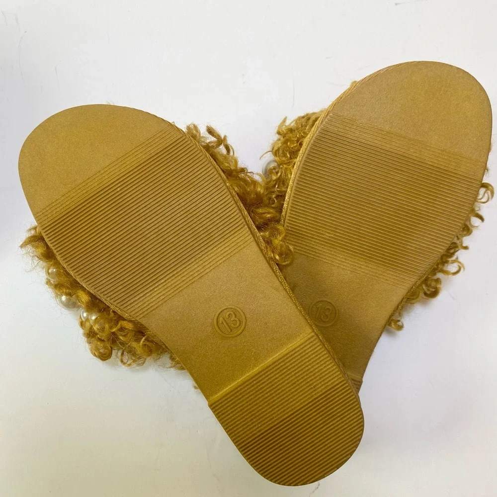 NWOT! Cat & Jack Adeline Embellished Pearl Fuzzy Slide - size 13